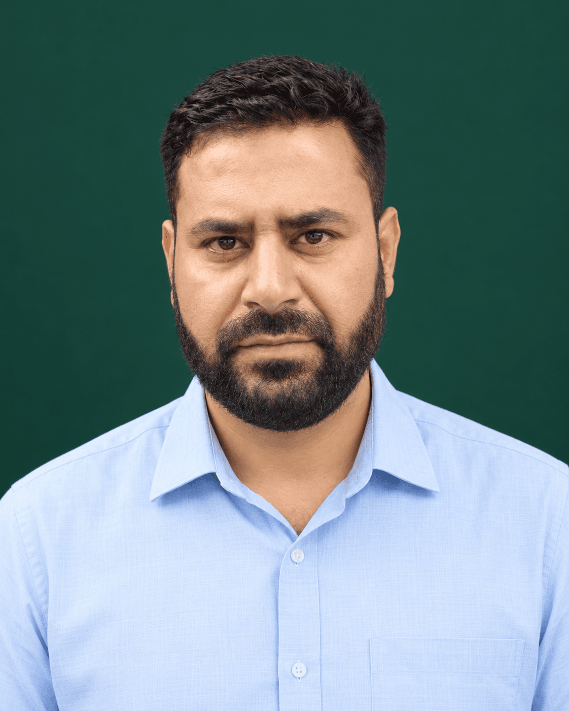 Mr. Abid, a member of the Zoon and Vale travel team